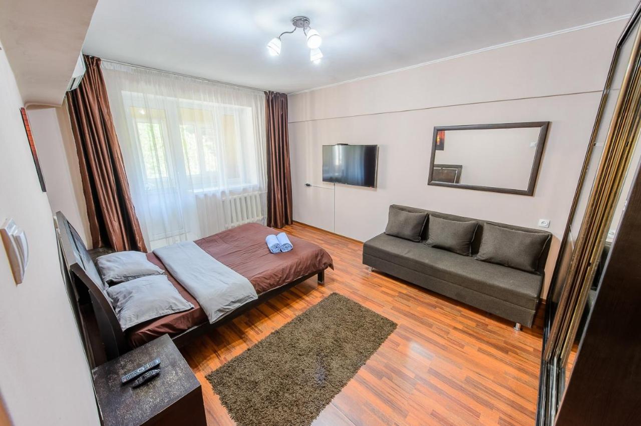 אלמטי Apartments On Tole By 12 App 51 מראה חיצוני תמונה